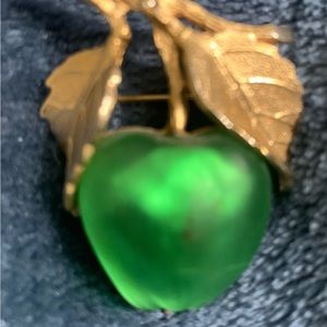 Vintage 1970’s green apple pin by Napier